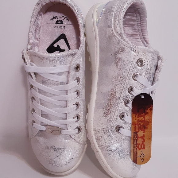 🦘KangaROOS - Picture 7 of 7